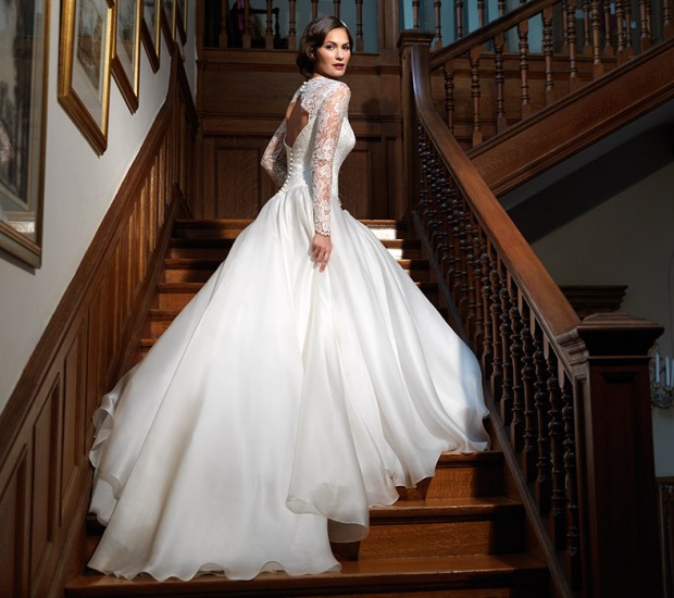 Classic-and-Elegant-Wedding-Dress