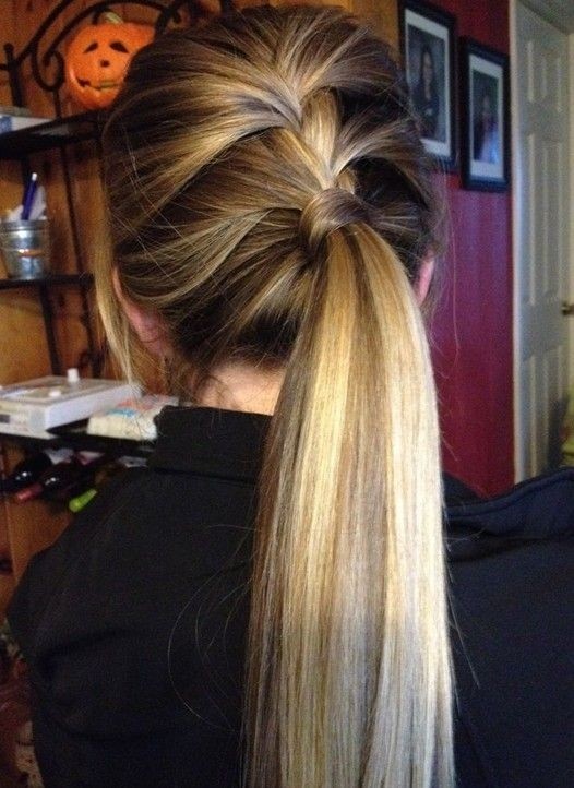 Cute-Everyday-Hairstyles-Side-Lace-Braid-Ponytail-Hairstyle