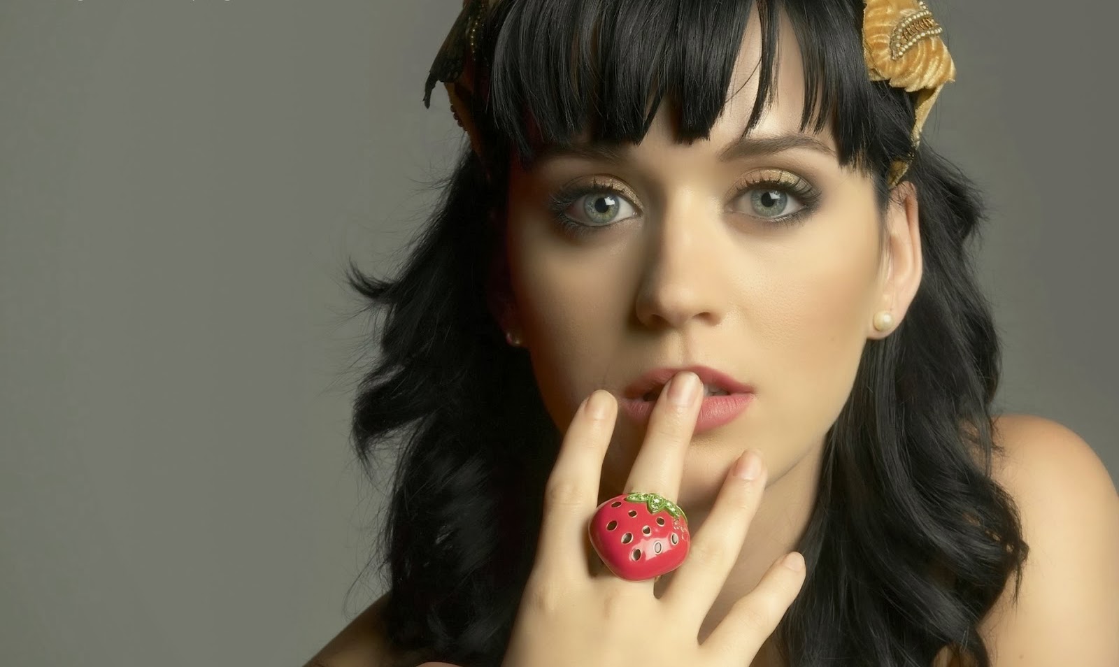 Katy Perry Hairstyles Style