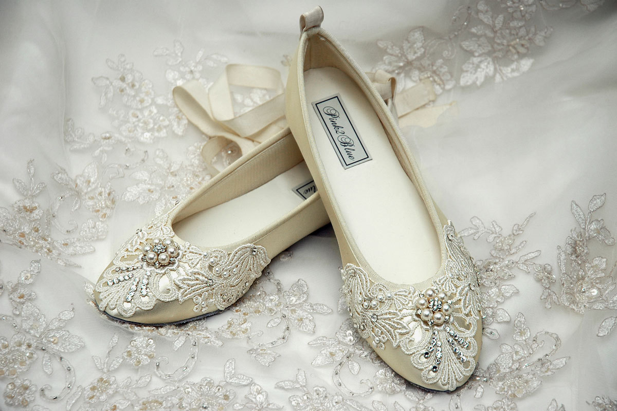 Most Glamorous Bridal Shoes 1