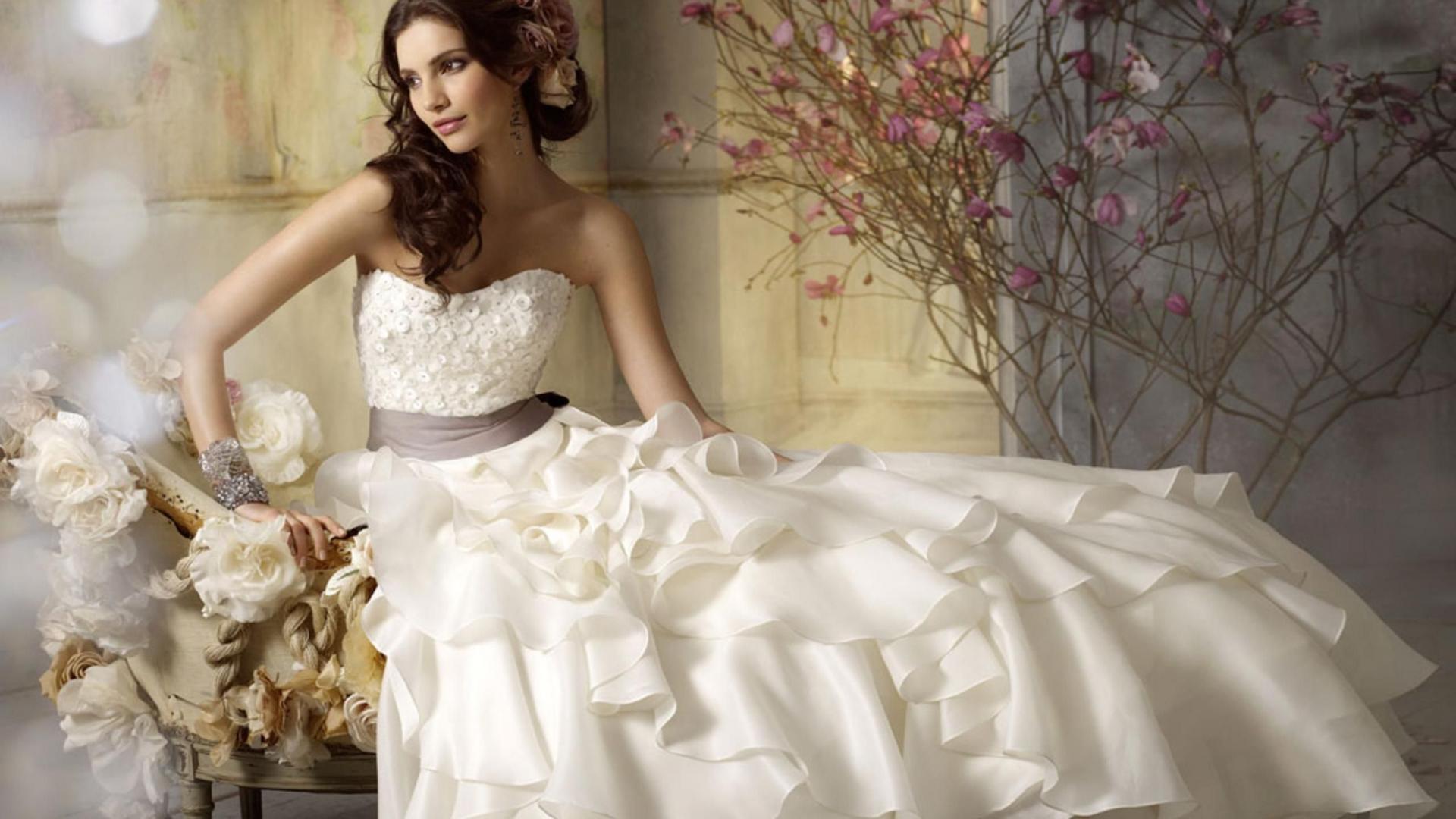 White-Wedding-Dresses-2015-Background-HD-Wallpaper