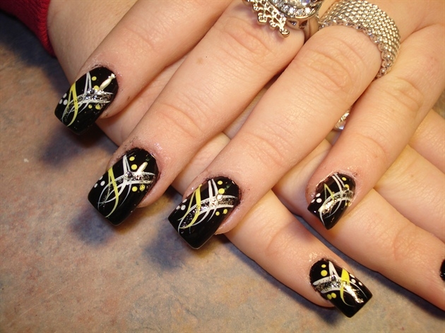 awesome-winter-nail-art-ideas