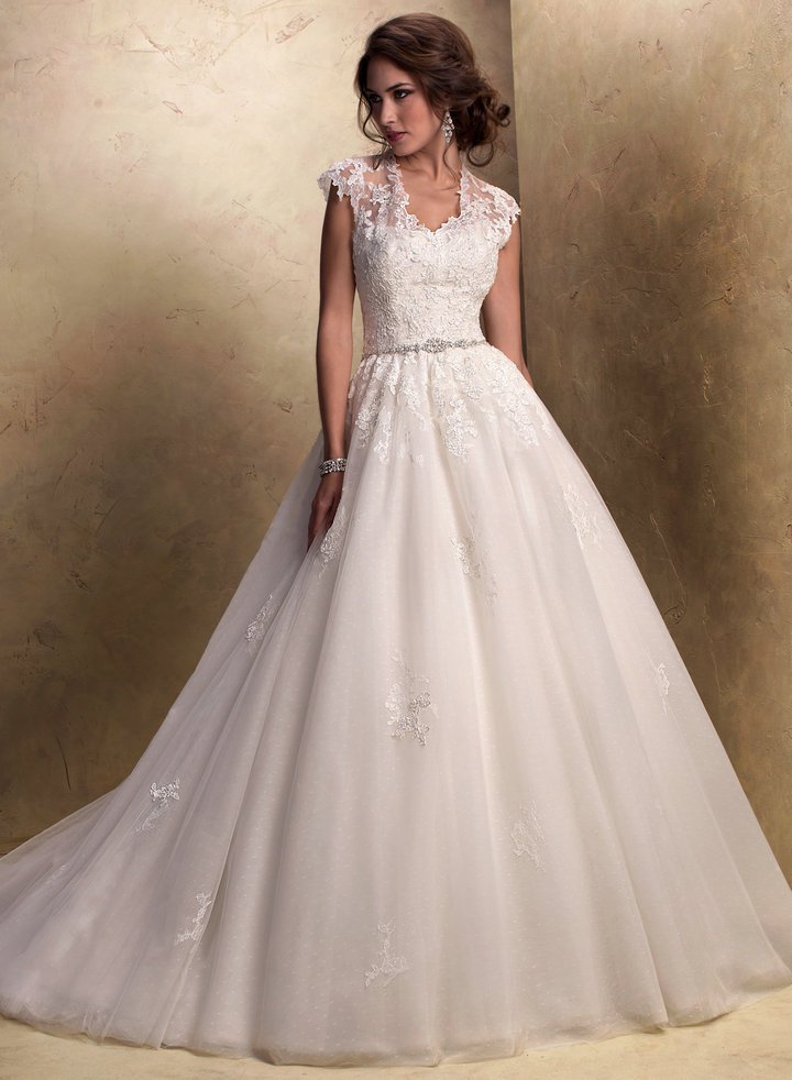 disney-princess-wedding-dresses-collection