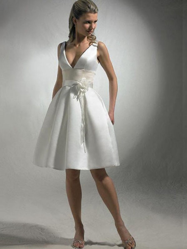 short-wedding-dress-with-long-sleeves