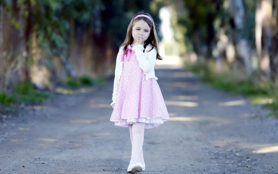 so-cute-baby-girl-in-pink-dress-wallpapers-cute-baby-dress-