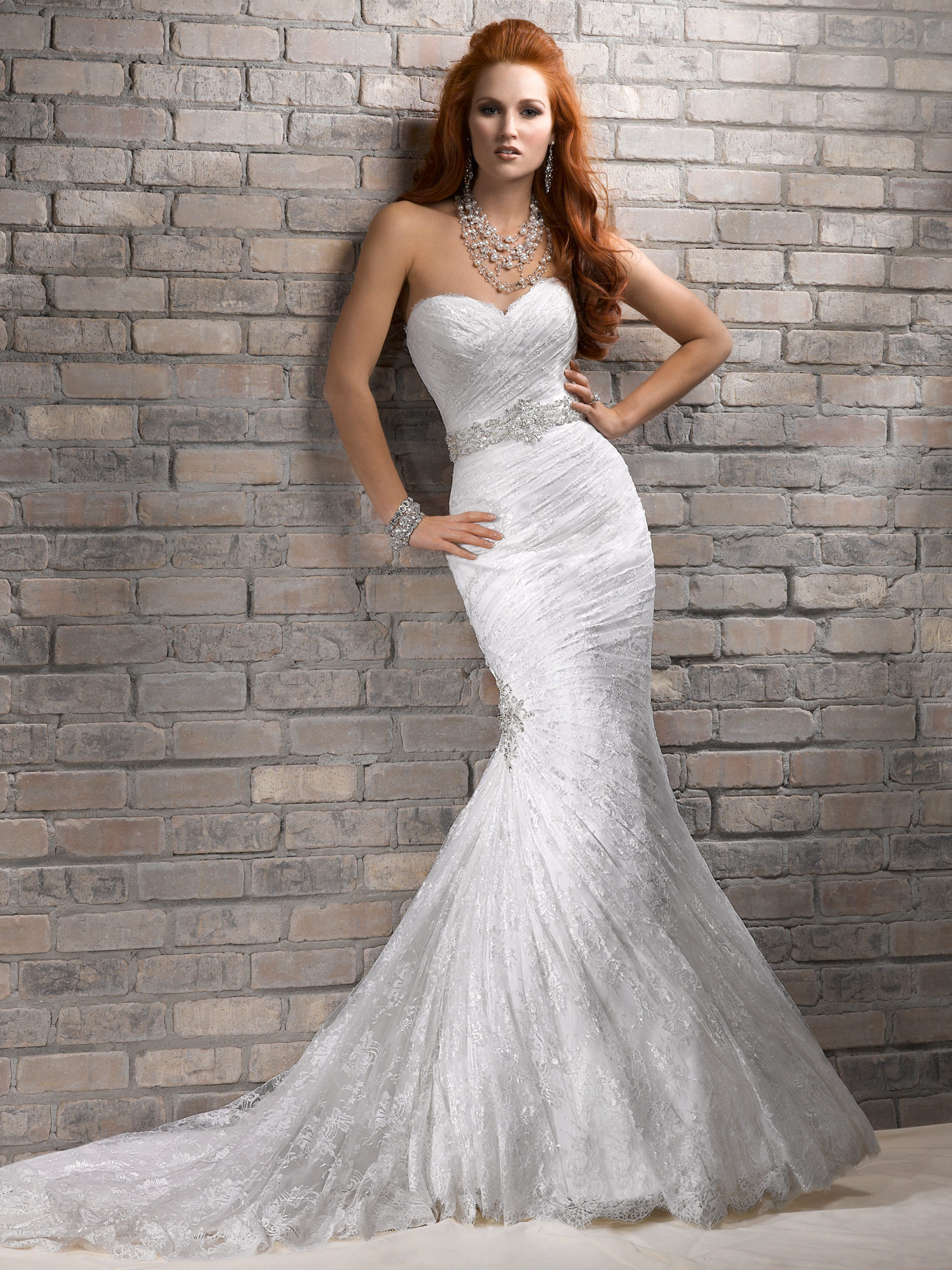 strapless-mermaid-wedding-dress-with-sweetheart-bodice