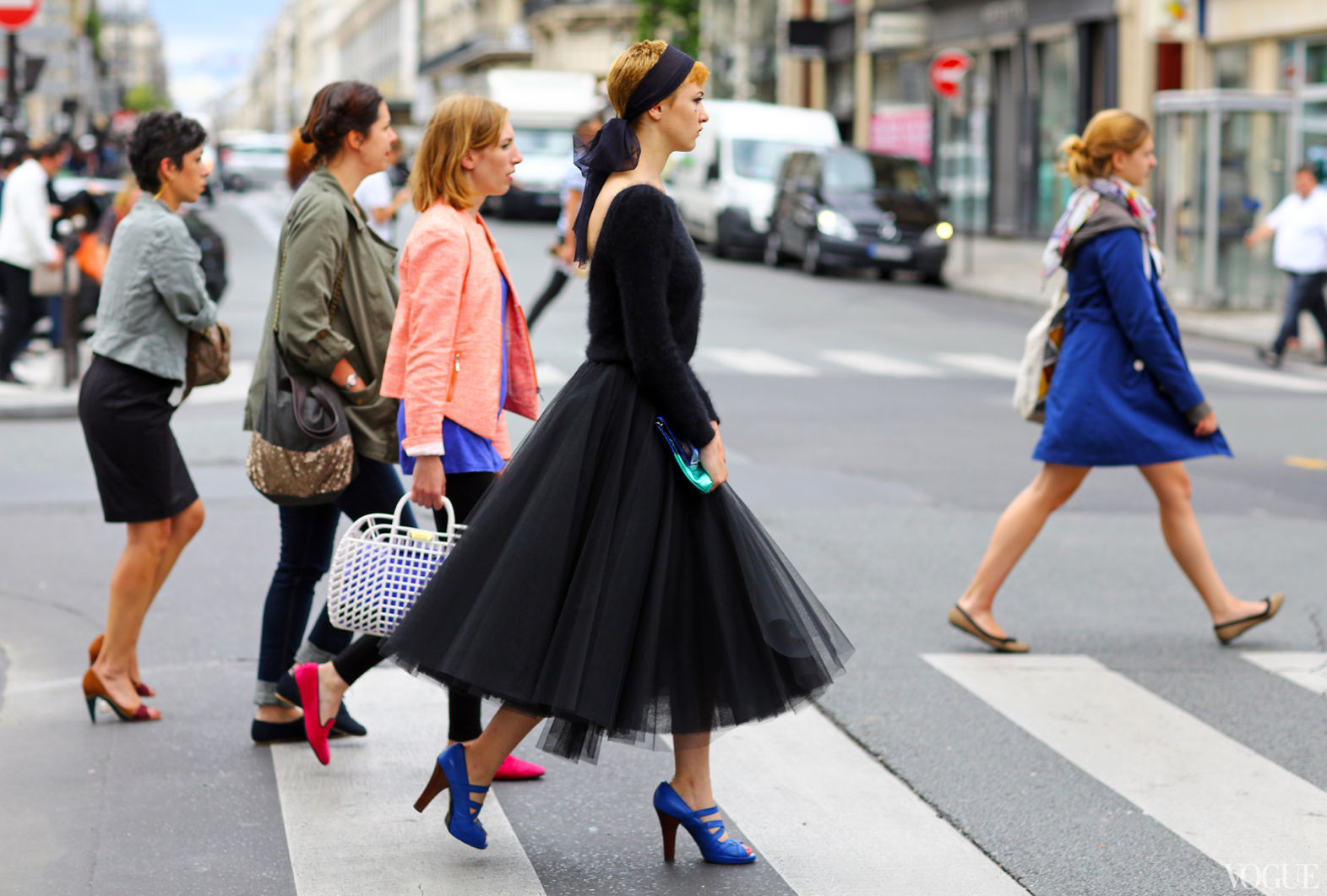 super-fashion-week-couture-street-style-princess-skirt
