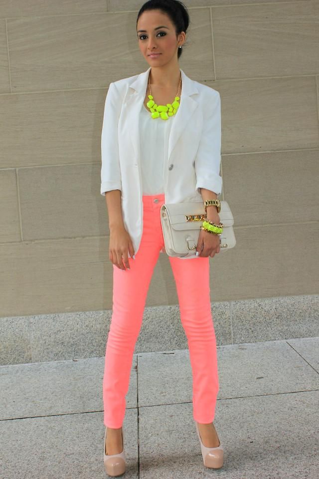white-blazer-and-pink-pants