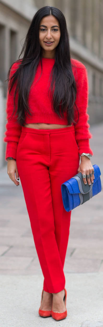 All-Red-Everything-Crop-Top-Outfit