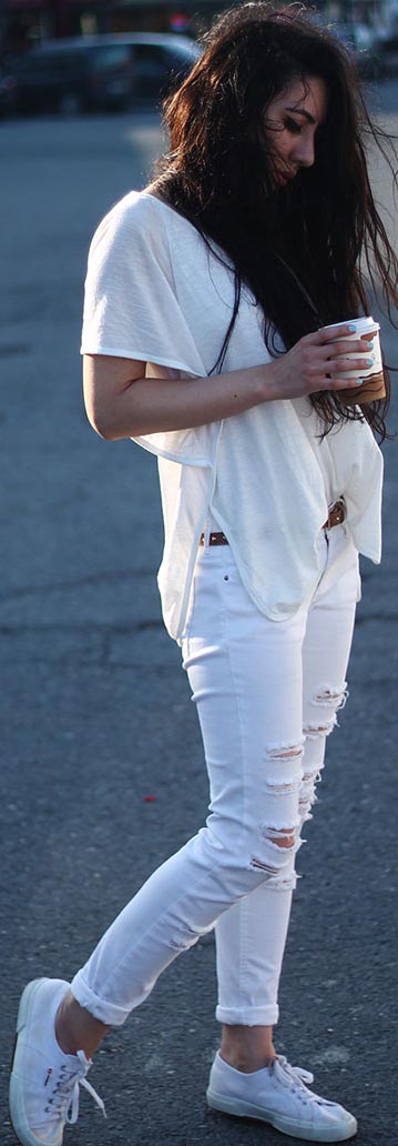 All-White-Spring-Outfit
