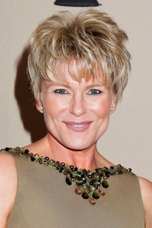 Best-Short-Hairstyle-for-Women-Over-50
