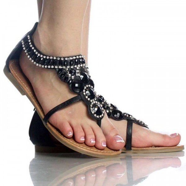 Latest-flat-sandals-footwear-designs-summer-collection-2015