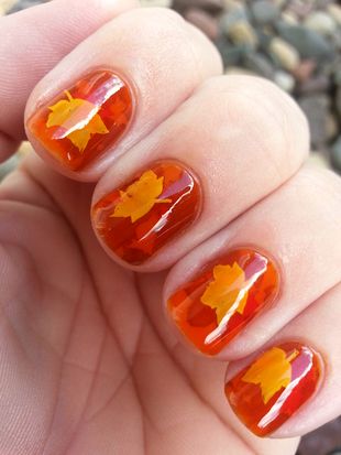 Pretty-Maple-Nails
