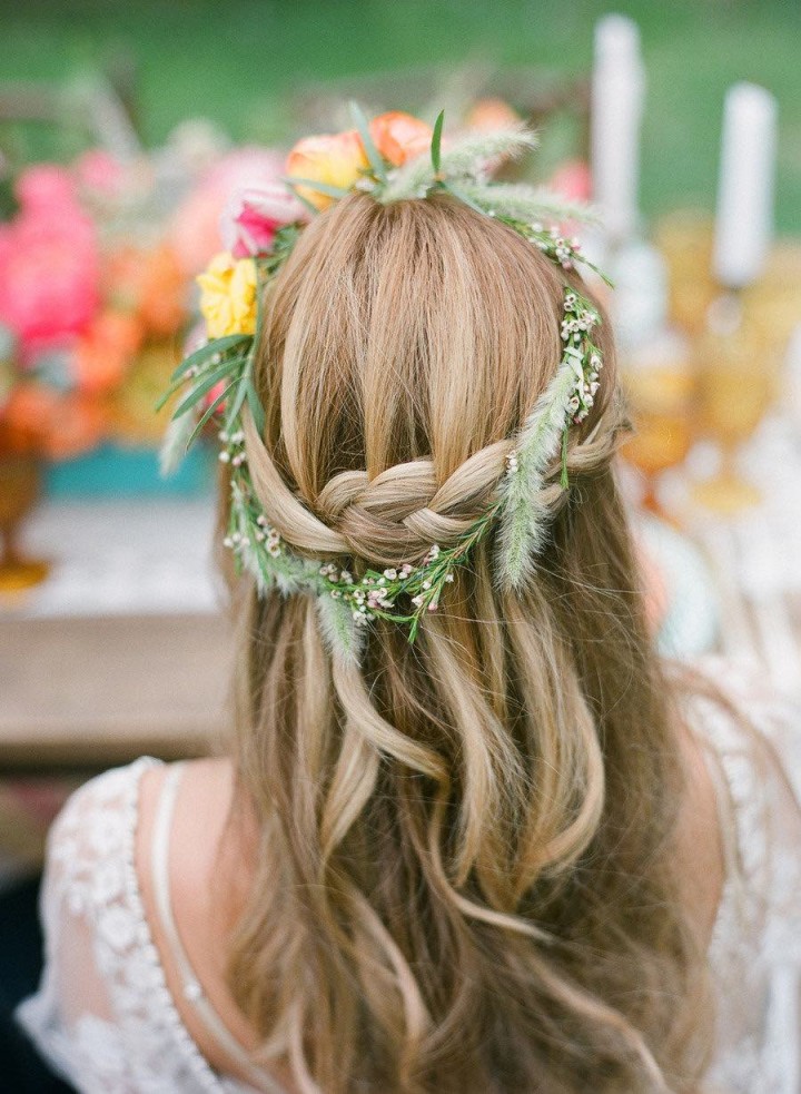 Rustic-Half-Up-Half-Down-Braided-Wedding-Hairstyle-with-Wide-Flowers