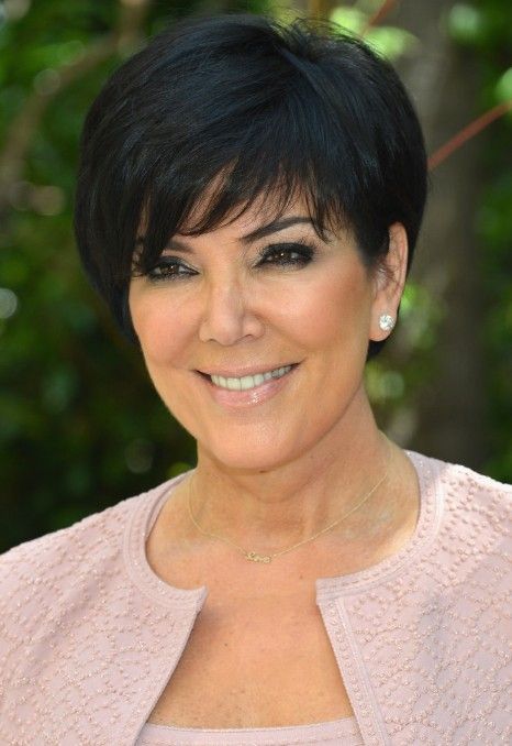 Short-Black-Hairstyle-for-Women-Over-50