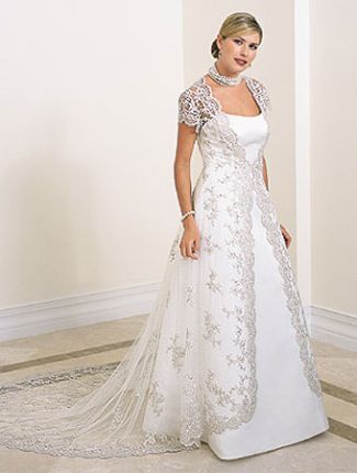 Plus-Size-Wedding-Dresses-with-Sleeves