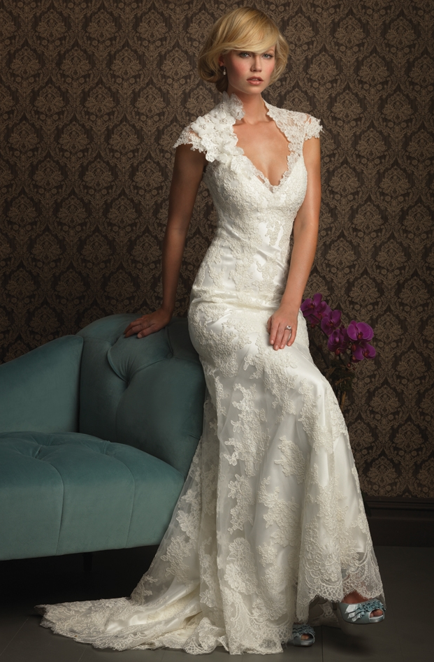 lace-low-cut-wedding-dresses