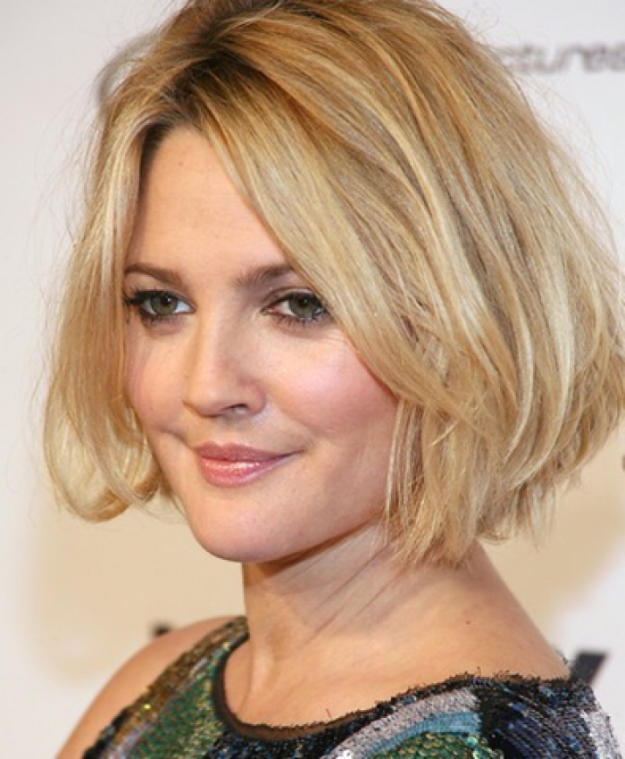 medium-length-hairstyles-for-round-fat-faces