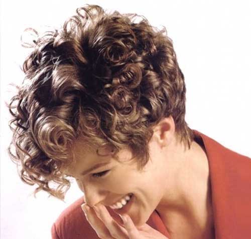 Curly-Hairstyles-for-Short-Hair