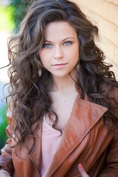 Lovely long curly hairstyles