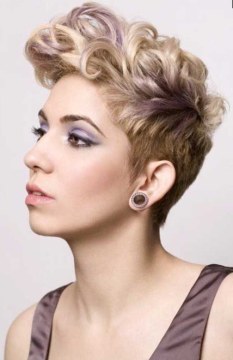 short-curly-haircuts-for-women
