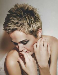 Gorgeous Spiky Haircuts for Women