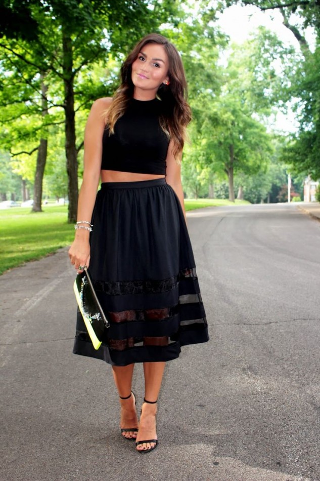 crop-top-and-sheer-panel-midi-skirt-blue-pumps-this-summer