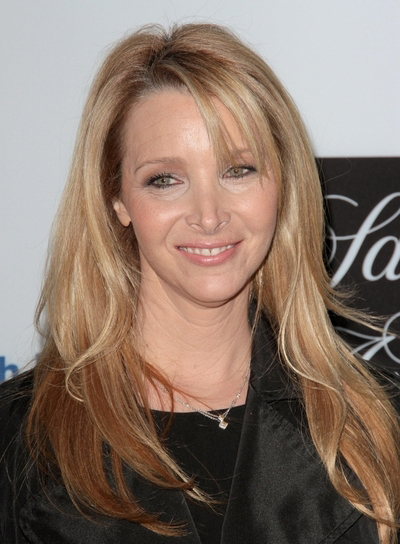 lisa-kudrow-long-layered-sophisticated-blonde-hairstyle