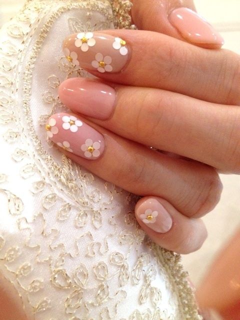 spring-wedding-nails-ideas