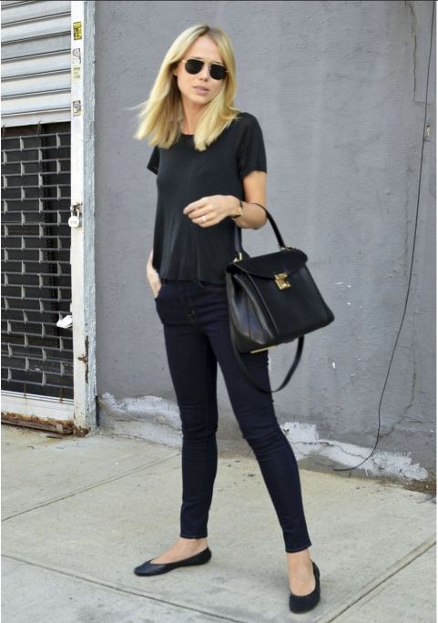Black-Outfit-and-Flats