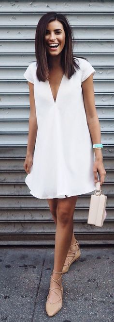 Charming White Outfits For Summer