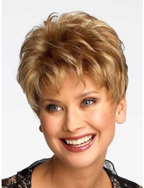Layered-Style-Short-Hair-for-Women-Over-40