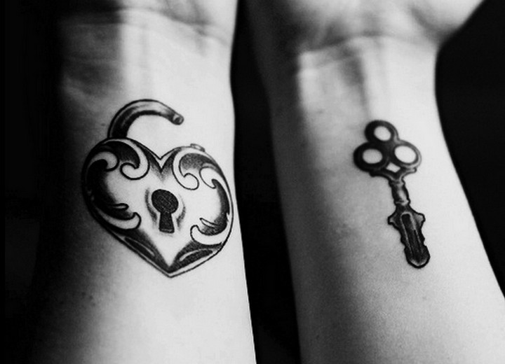 Matching-Tattoo-Ideas-for-Couples-Expressing-Eternal-Love