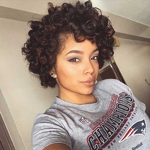 Natural-Curly-Hairstyle