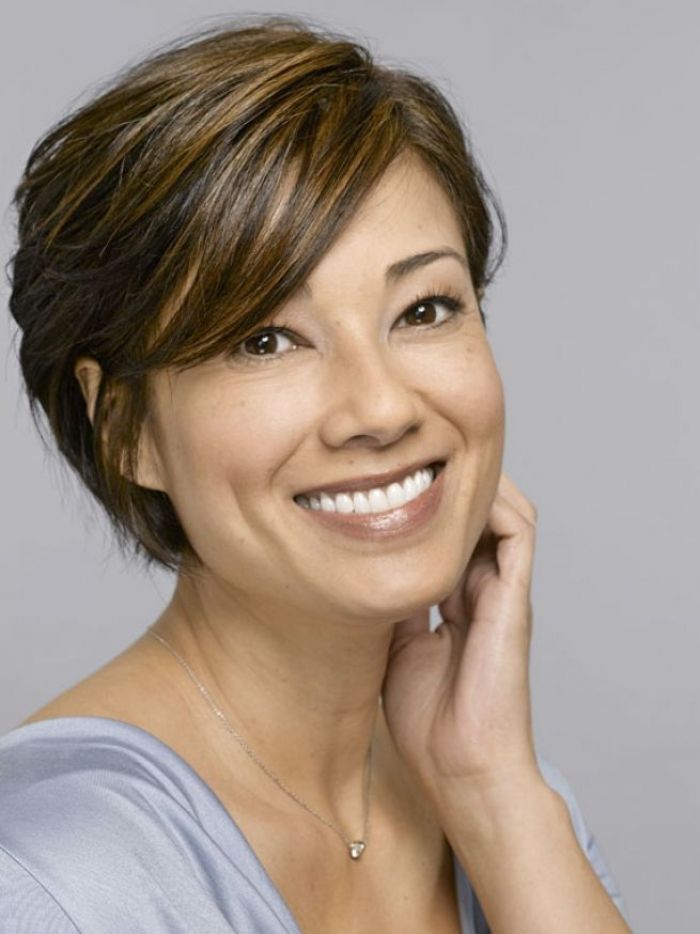 Short-Hairstyle-With-Long-Side-Bangs-for-Women-Over-40