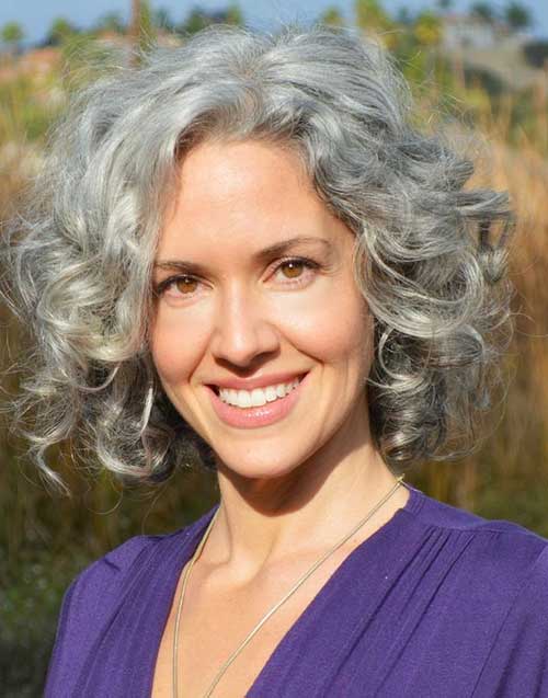 Short-Hairstyles-for-Grey-Hair