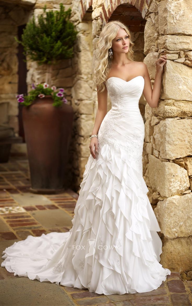 Strapless-Wedding-Dresses