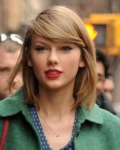 Taylor Swift Gorgeous Hairstyles
