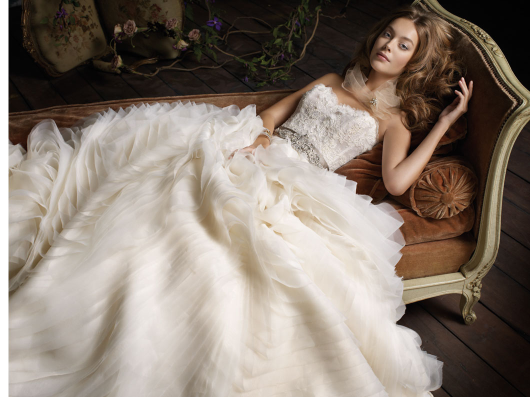 lazaro-bridal-organza-wave-ball-gown-lace-jeweled-ribbon-belt-natural-waist-circular-skirt-