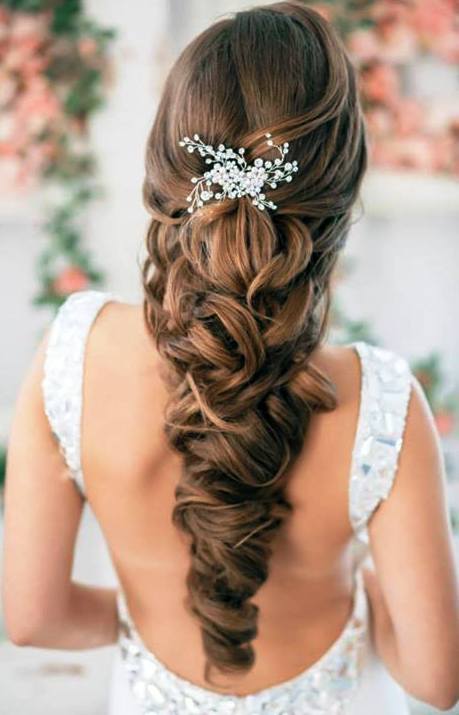 trinagle-hairdos-style-for-wedding-long-hairs