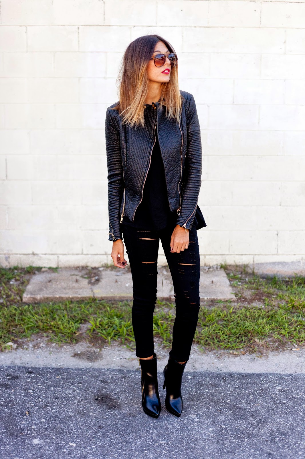 Black Jeans Outfits Ideas