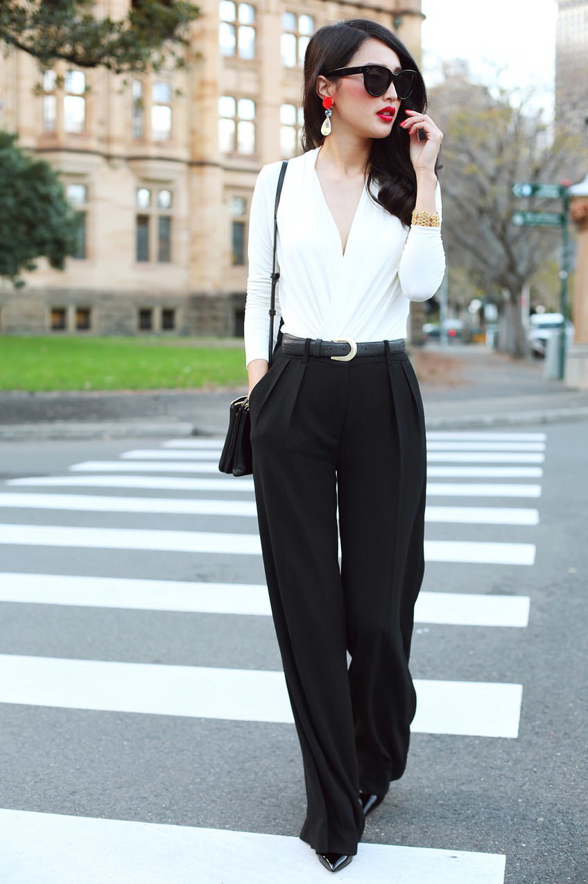 Black-White-Work-Outfits-For-Women