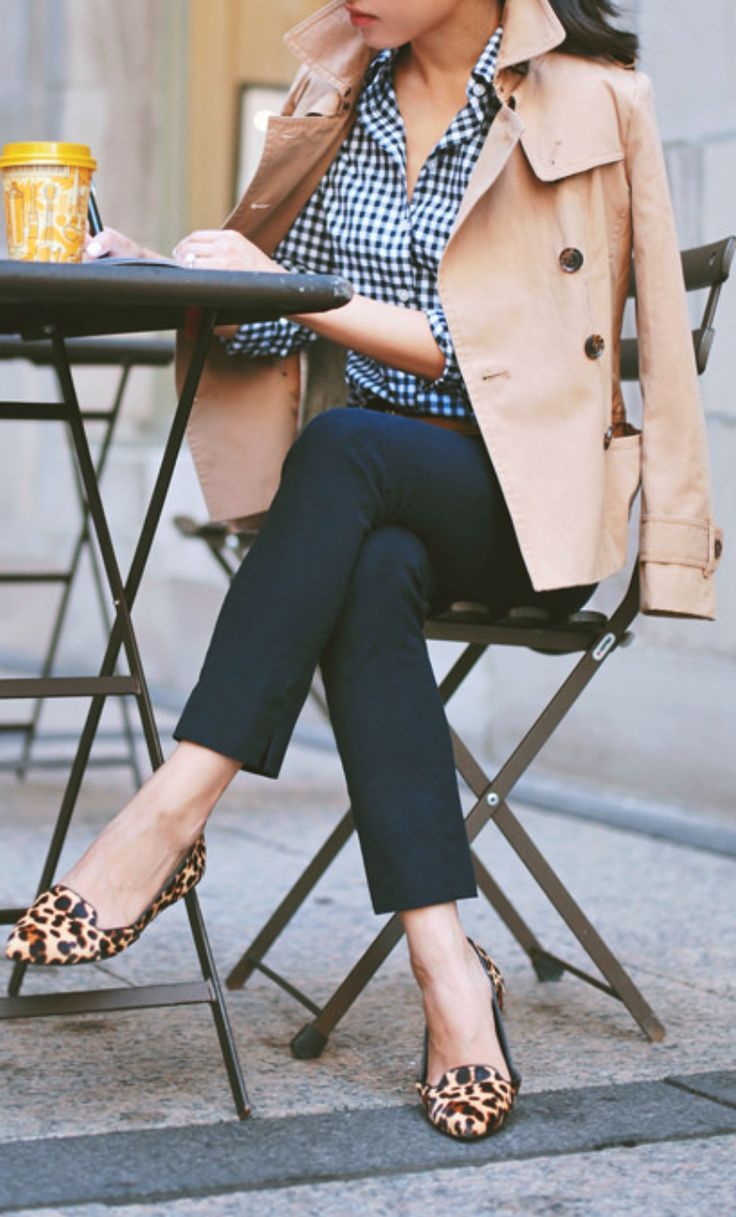 Charming Work Outfits With Flats