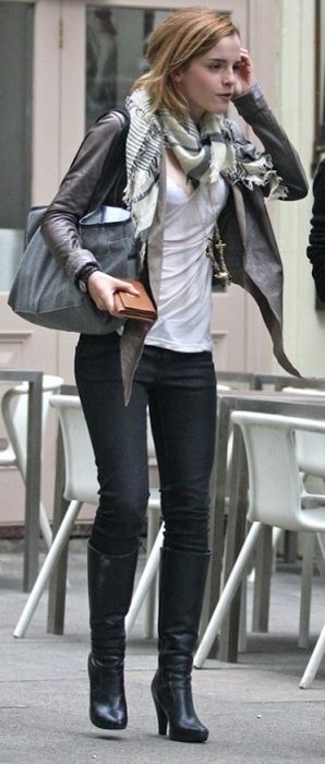 Emma Watson Black Jeans Outfits