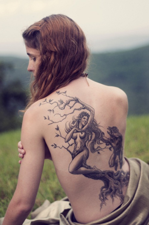 Fabulous Upper Back Tattoos for Women