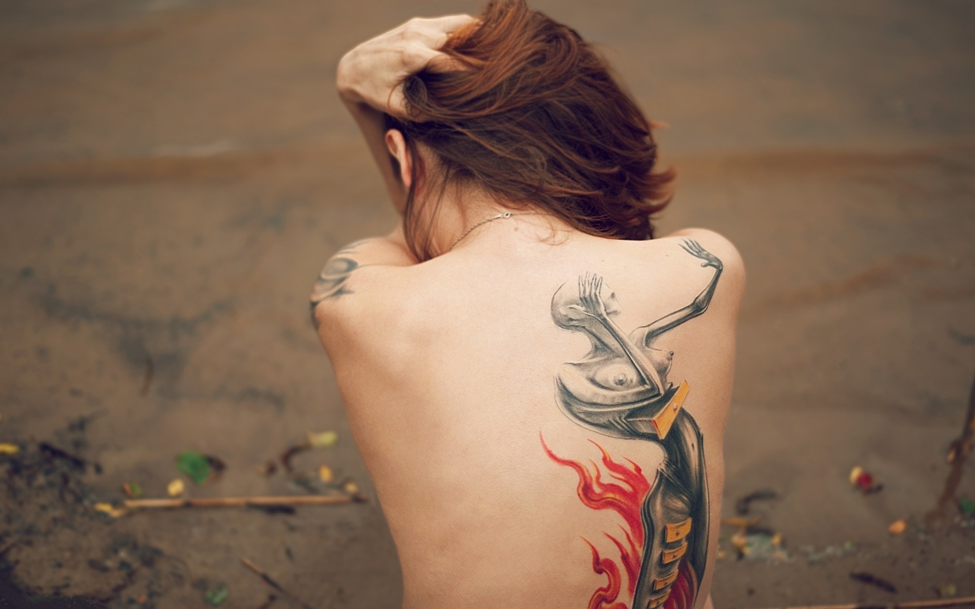 Stunning Upper Back Tattoos for Women