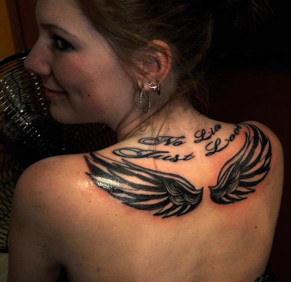 wings-on-upper-back-tattoo