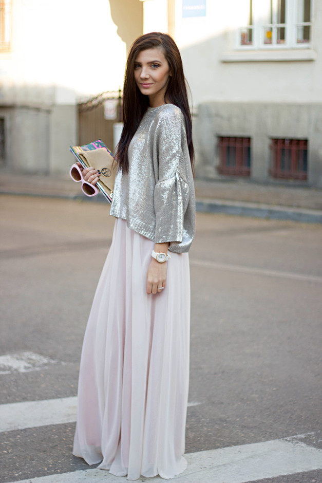 Fabulous Long Flowing Skirts for Your New Crop Top