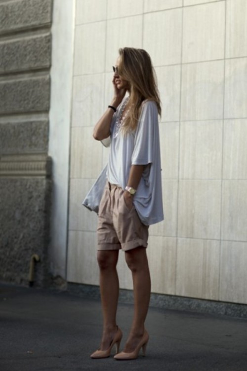 Fashionable Bermuda Shorts Outfits For Summer