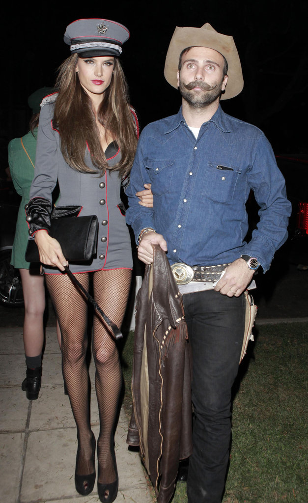 Alessandra-Ambrosio-and-Jamie-Mazur-as-a-General-and-a-Cowboy